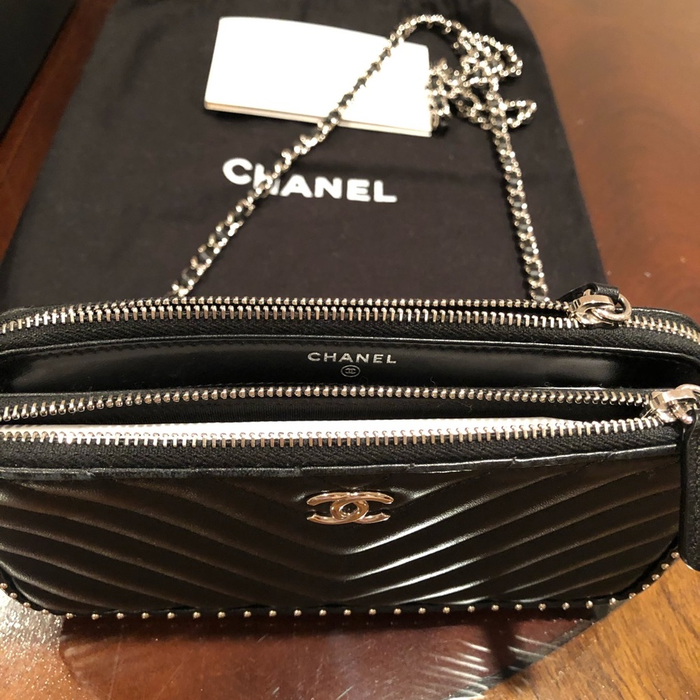 Chanel black chevron double zip with chain